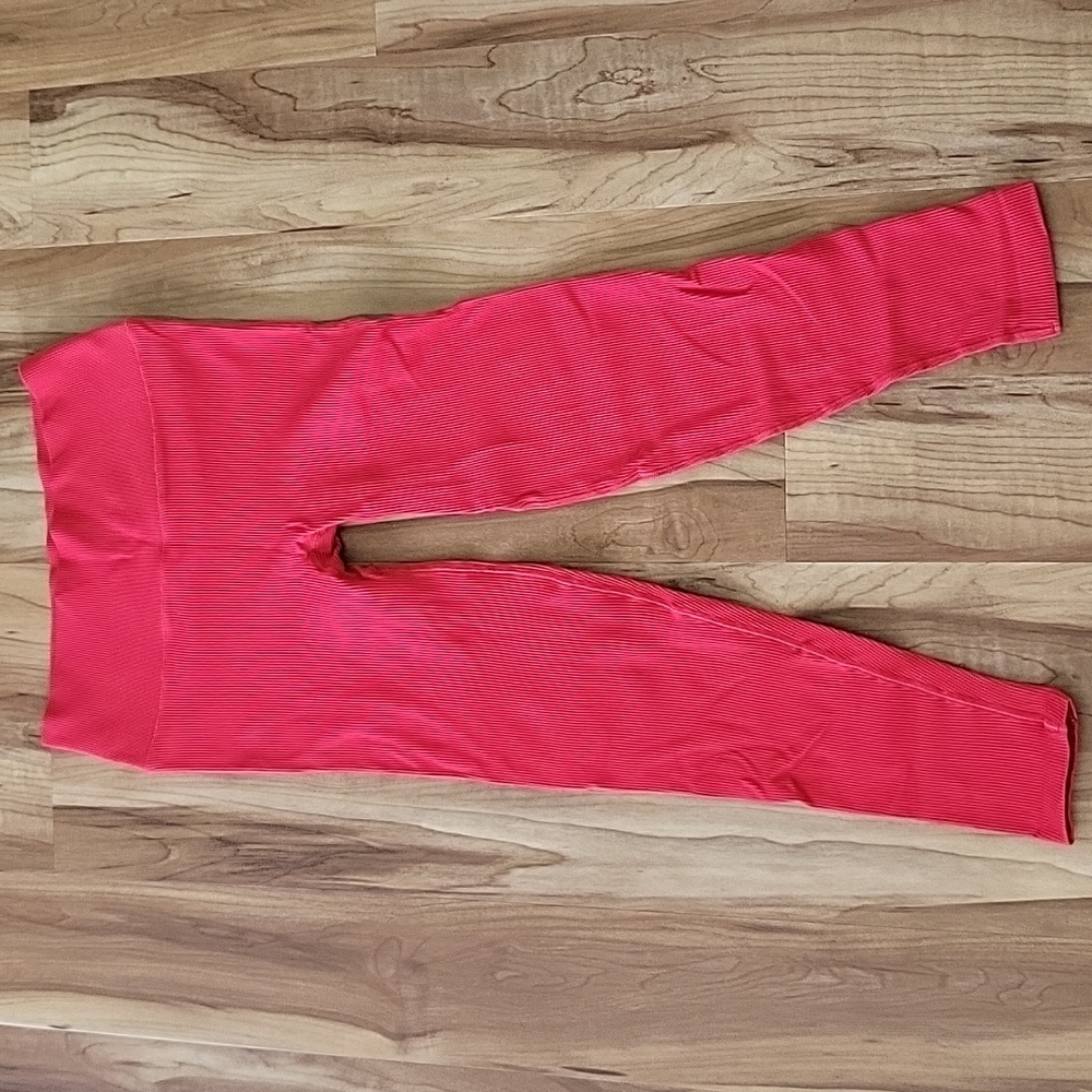 Victoria's Secret  •  High Waist Ribbed 7/8 Length Tights/Leggings - Picture 2 of 3